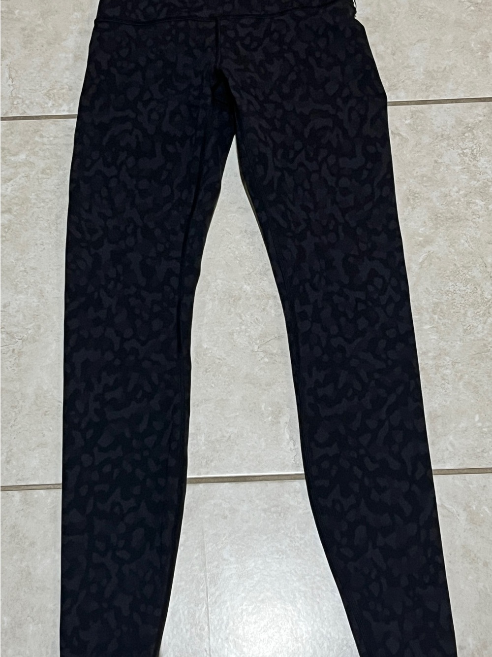 lululemon Wunder Under Luxtreme High Waisted Black & Gray Leopard Print Leggings